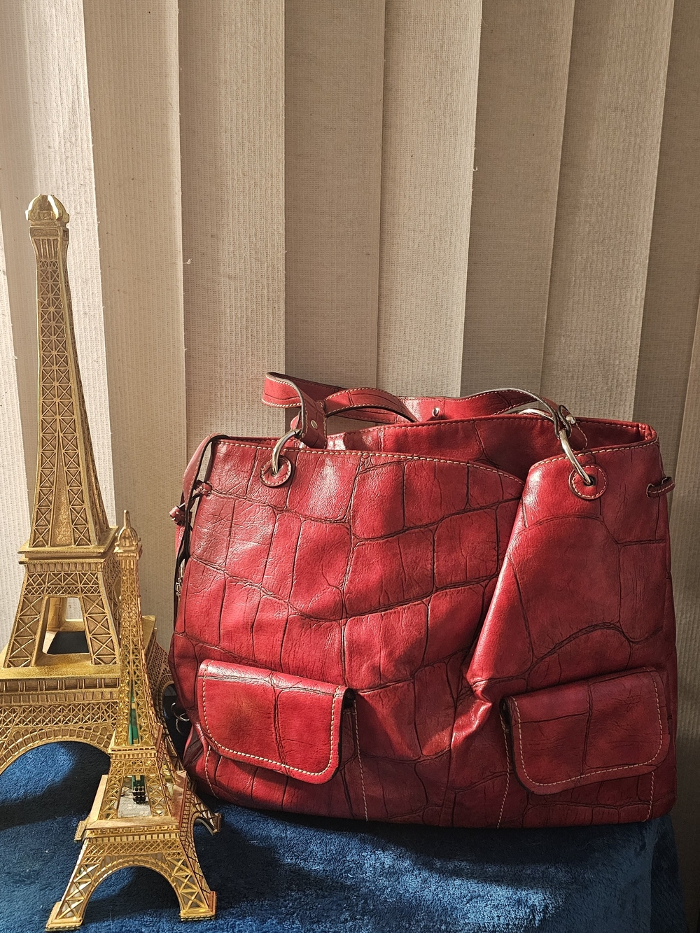 Red Croc-Texture Tote Bag - Unbranded